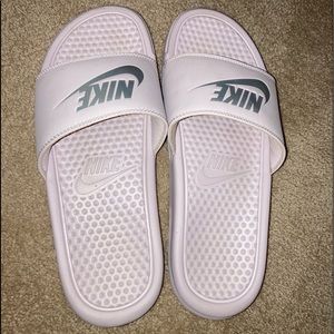 Nike Benassi JDI Slides